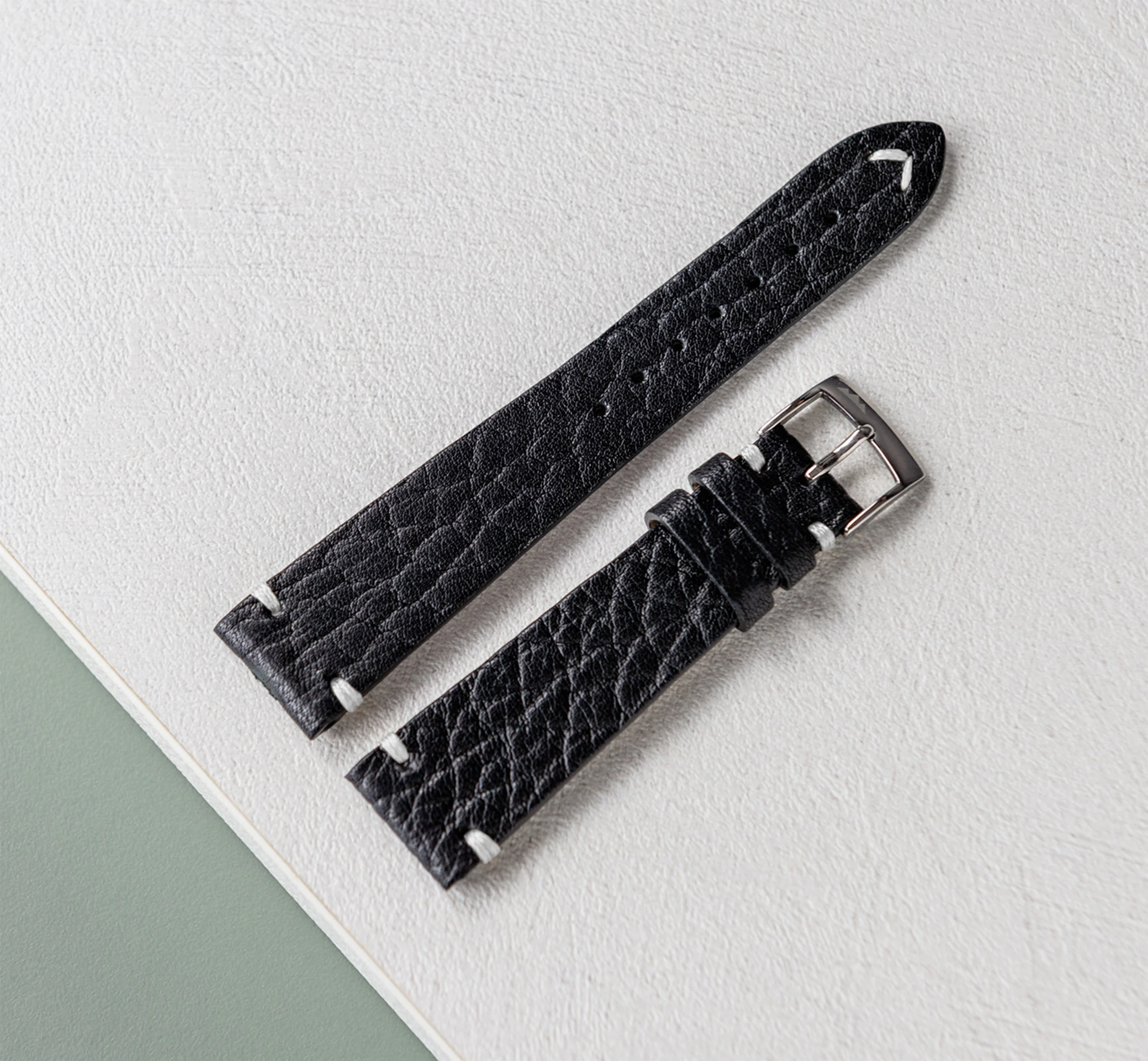 Black Vintage leather & white stitching - Buckle 16 mm