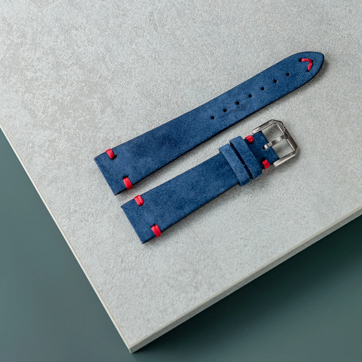Blue-Red vintage suede